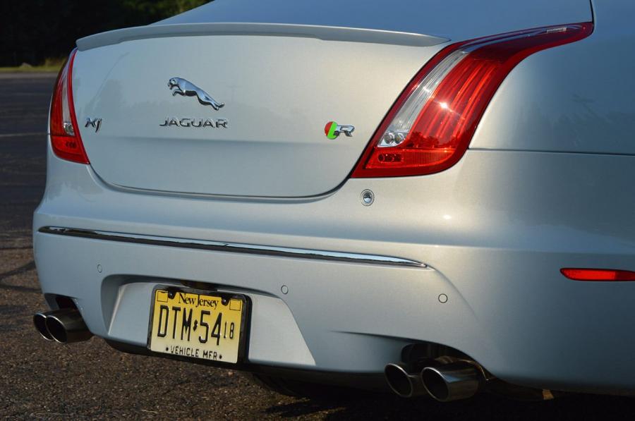  Jaguar XJR 2014 года  (фото 12 из 116)